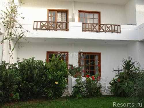 Alexandros Studios & Apartments 2